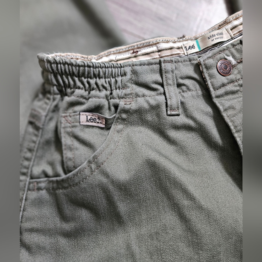 Lee At The Waist Relaxed Fit Side Elastic Tapered Leg Green Khaki Pant 8 Petite - Picture 8 of 8